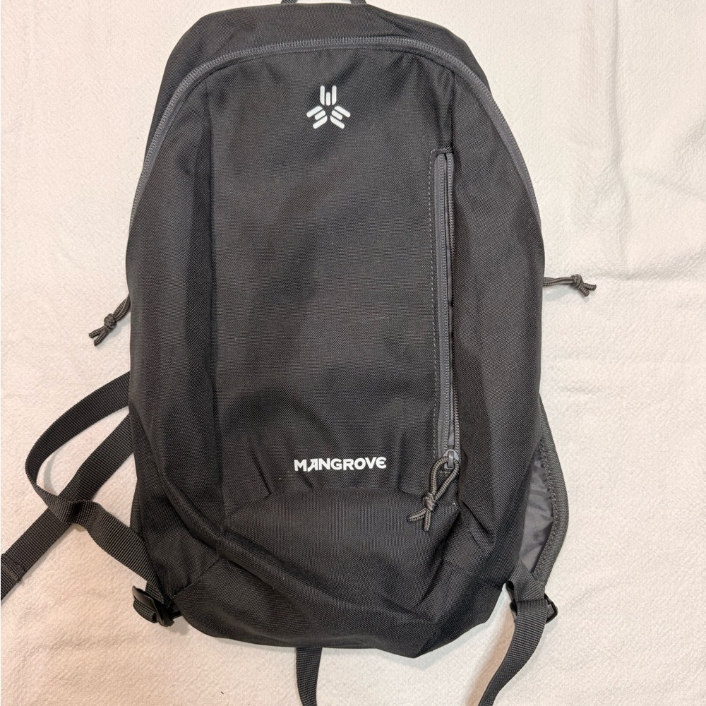 Mangrove Black Lightweight Backpack Travel School Hiking Daypack Unisex